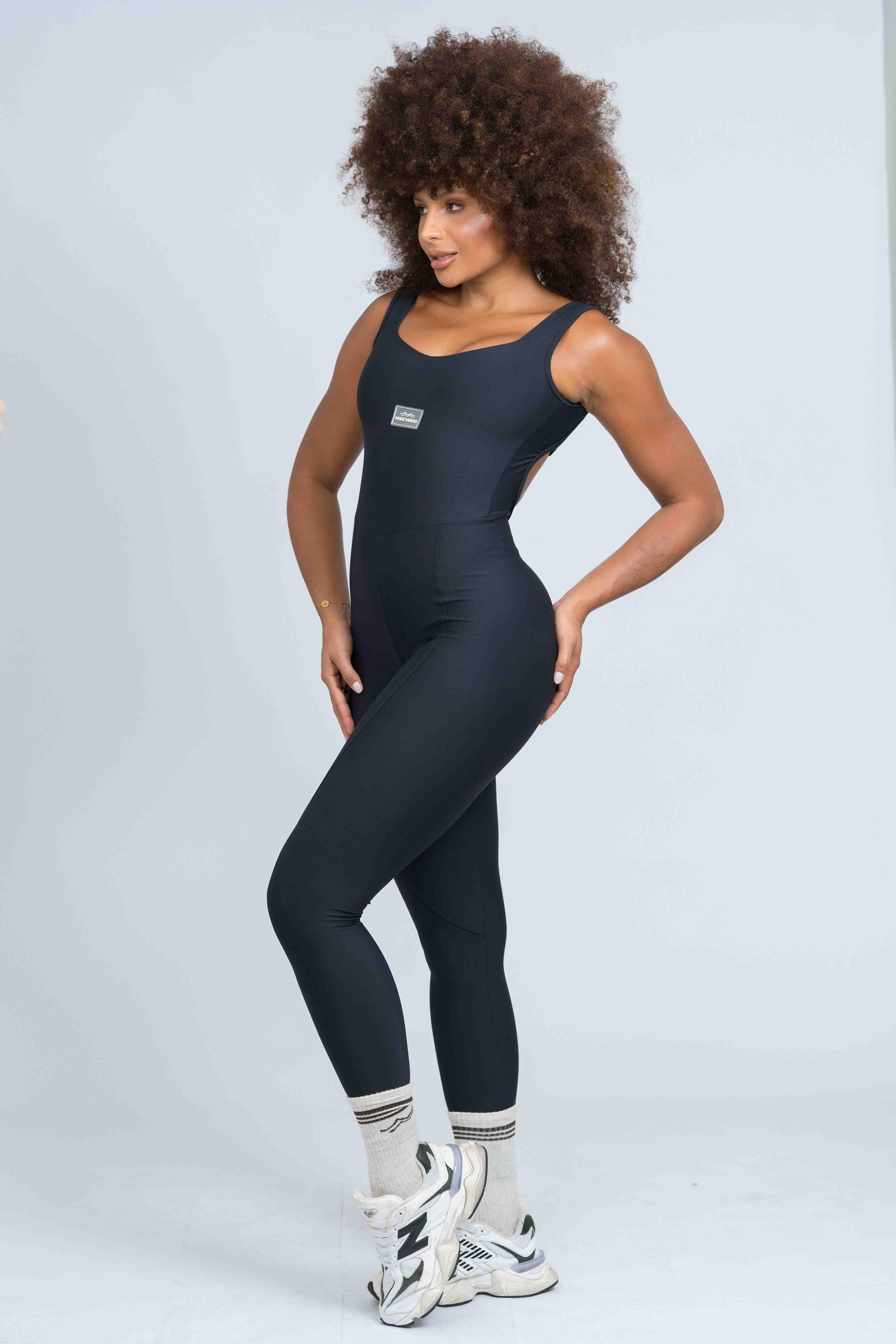 Macacão fitness Classico Preto compressão