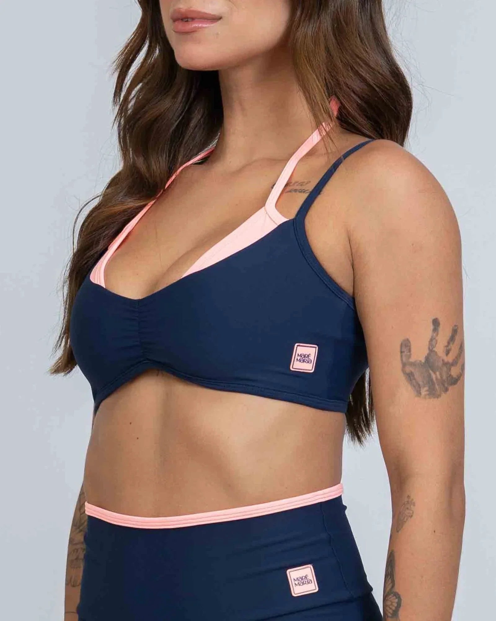 Top Fitness Fresh duo Sobreposição Azul Marinho com Coral