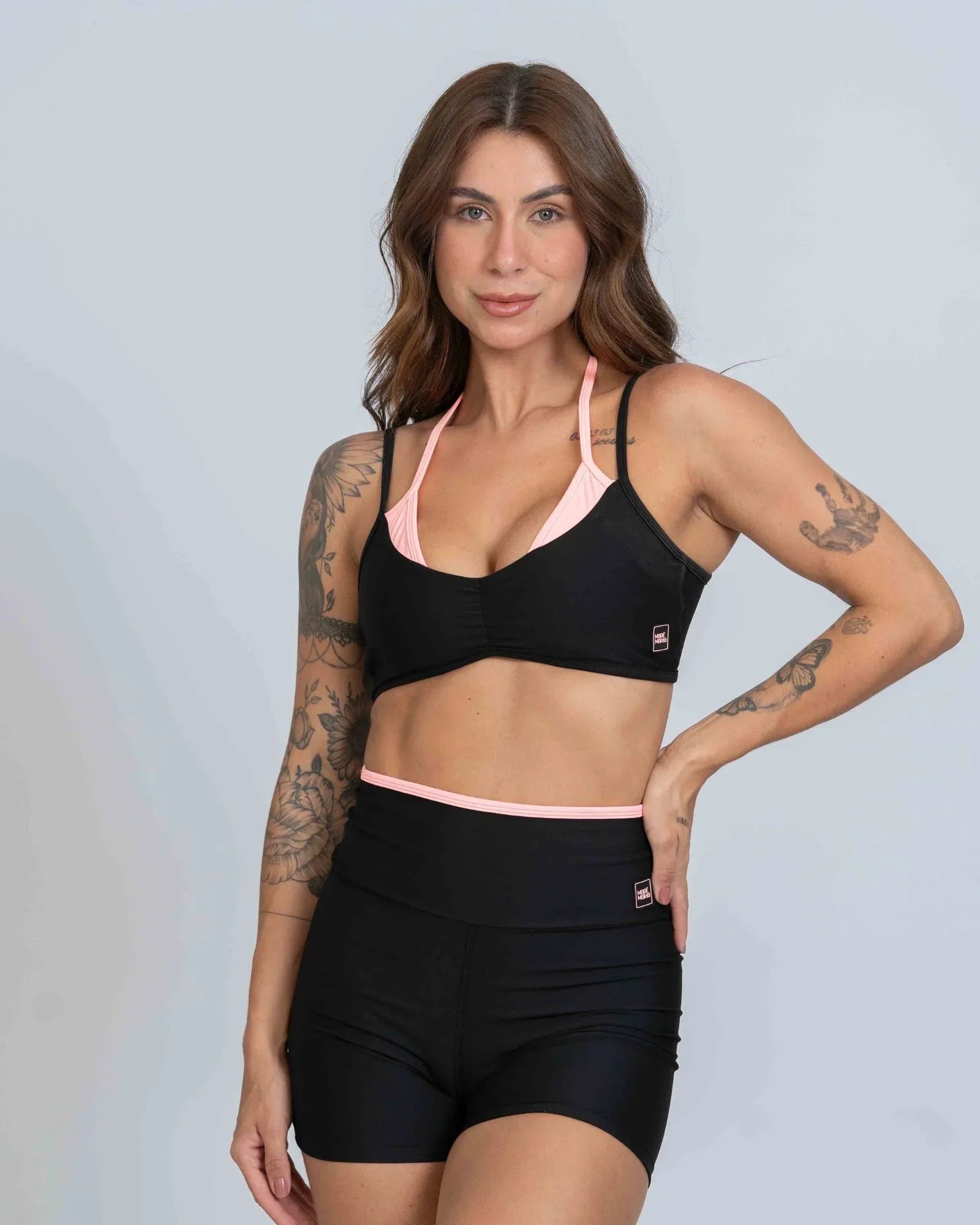 Top Fitness Fresh duo Sobreposição Super Black com Coral