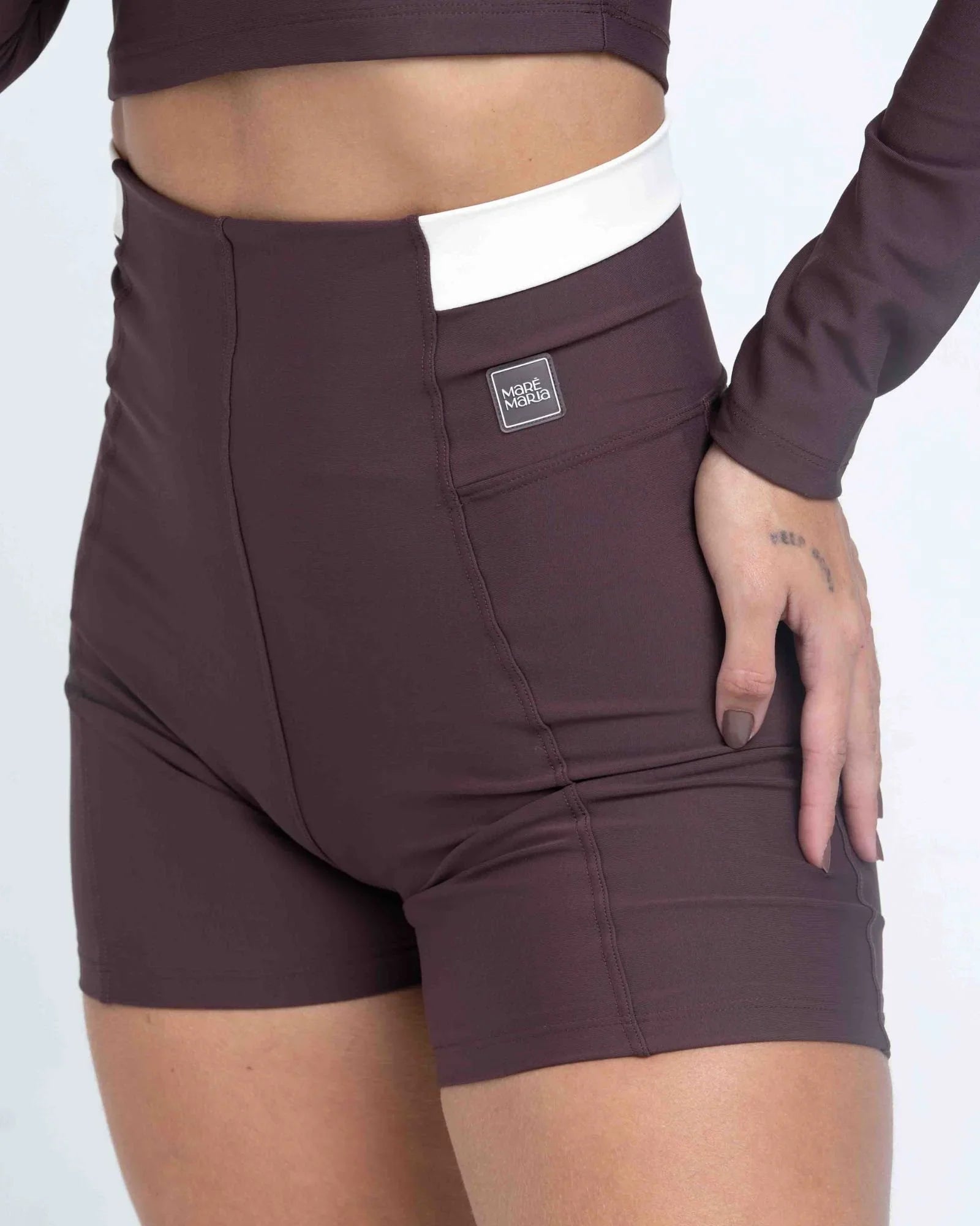 Short Classic Duo Marrom Ébano com Off White compressão sem empina bumbum