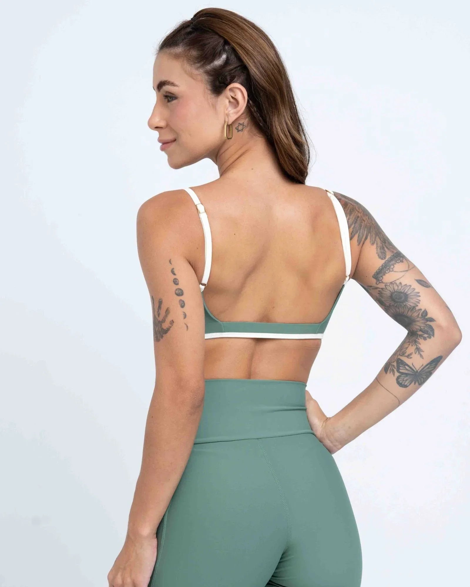 Top Fitness Fresh Duo Verde Eucalipto com Off White