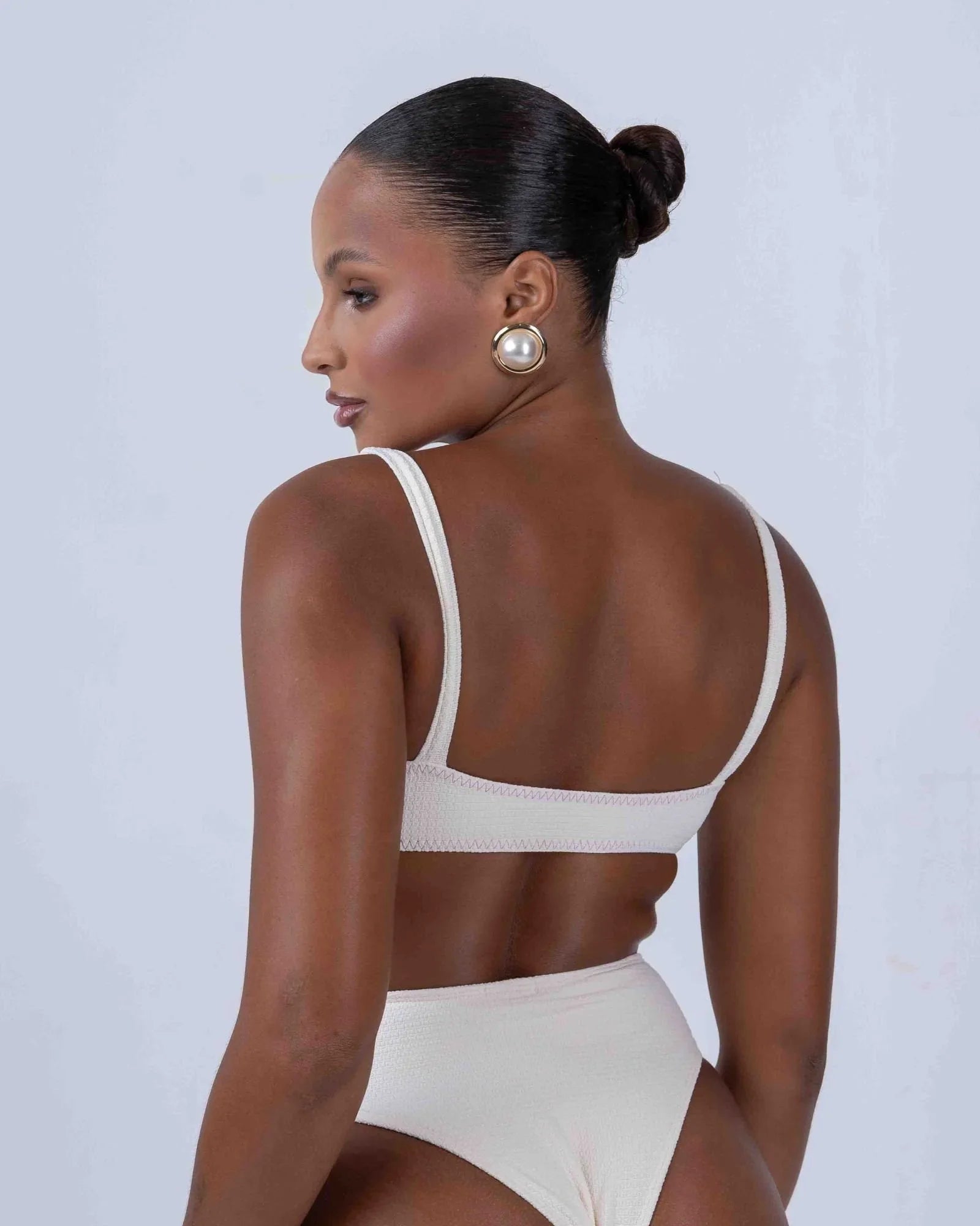 Top de Lacinho Off White