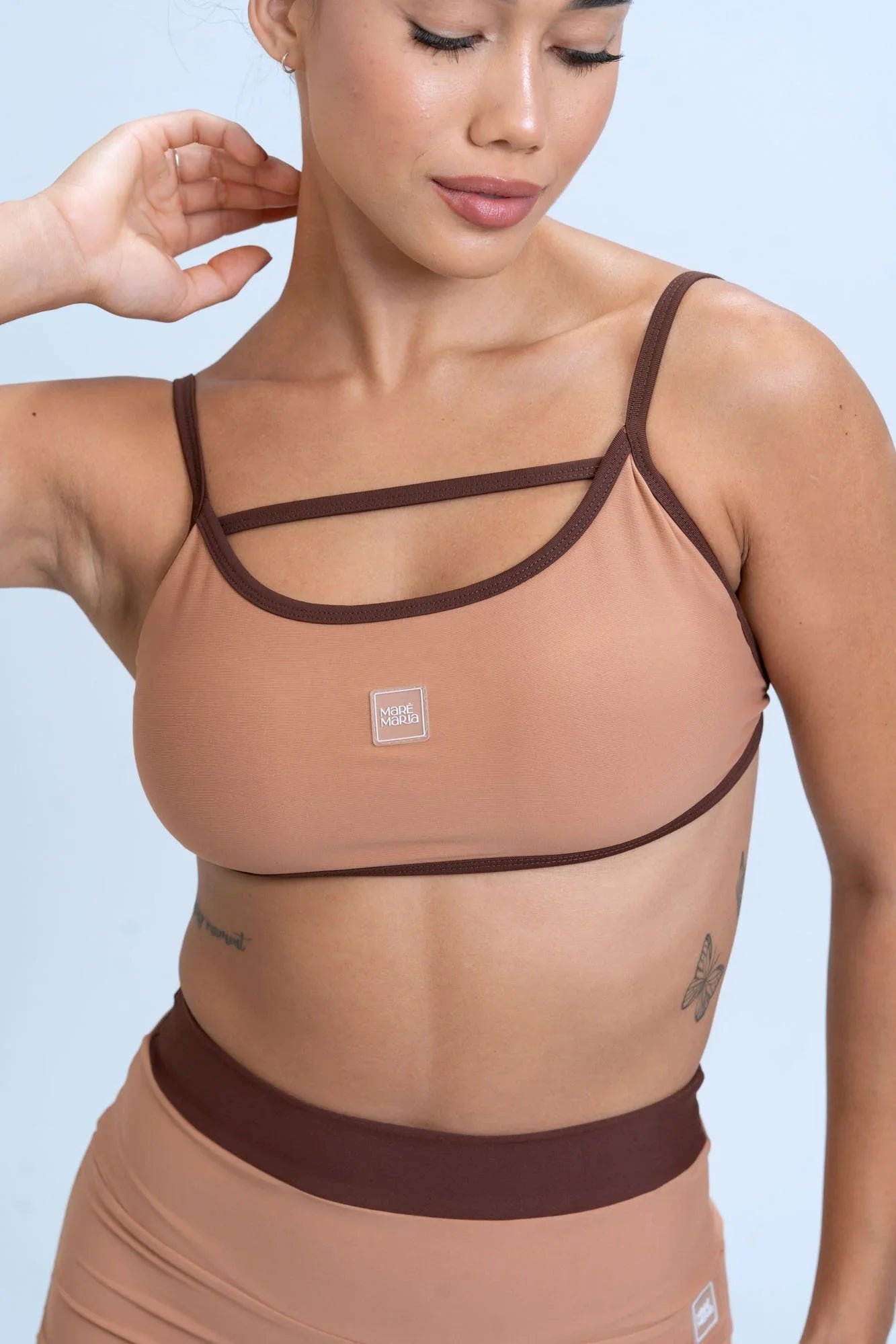 Top Fitness Front Duo Mocha Mousse com Chocolate Dark