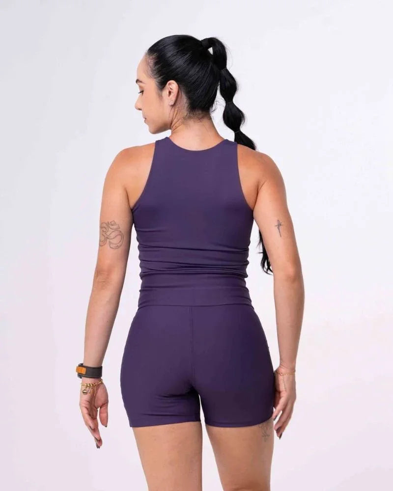 Short Fitness Classic Violeta compressão S/ empina bumbum