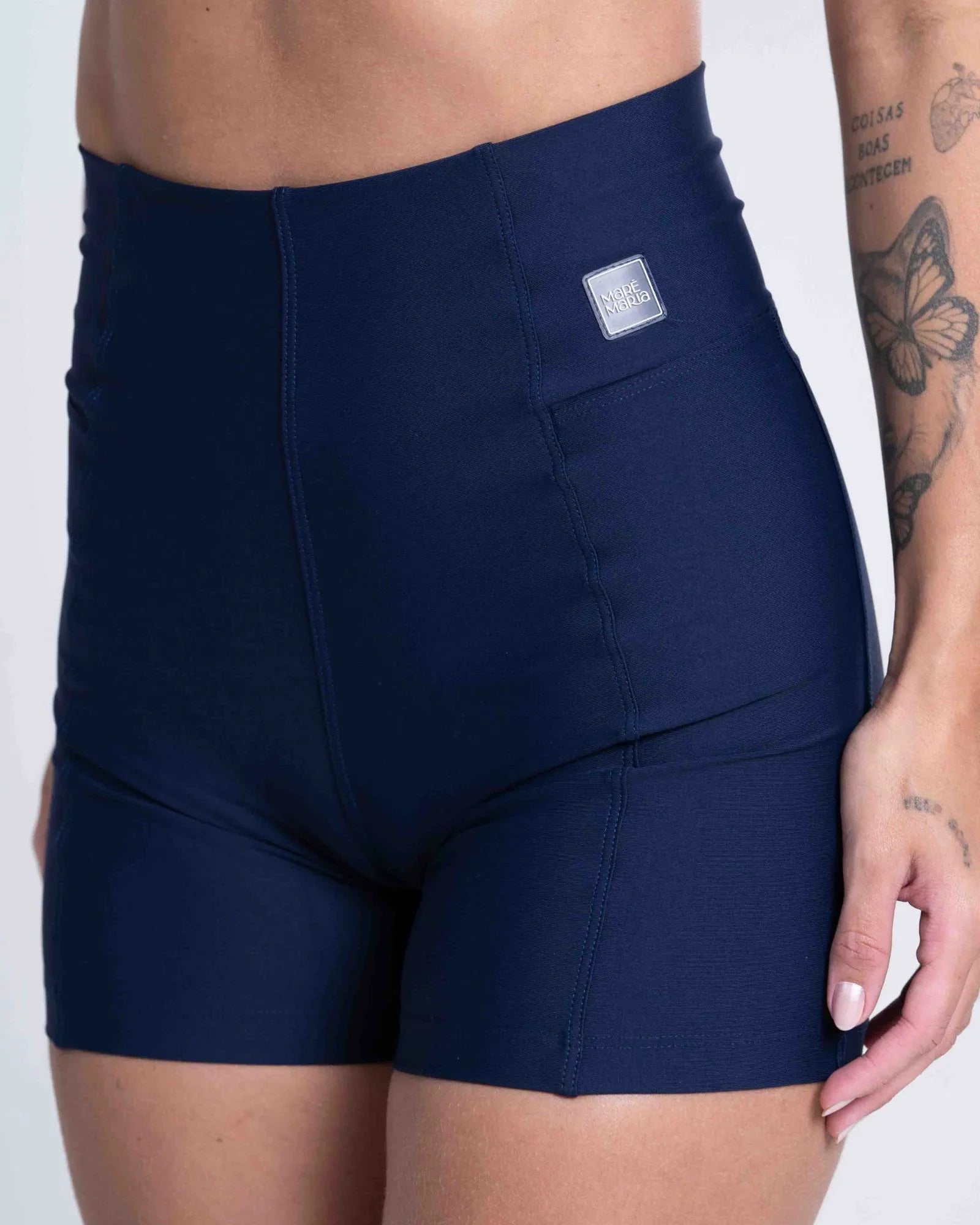 Short Fitness Classic Azul Dark compressão sem empina bumbum