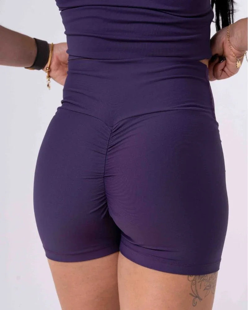 Short Fitness Slim Violeta com empina