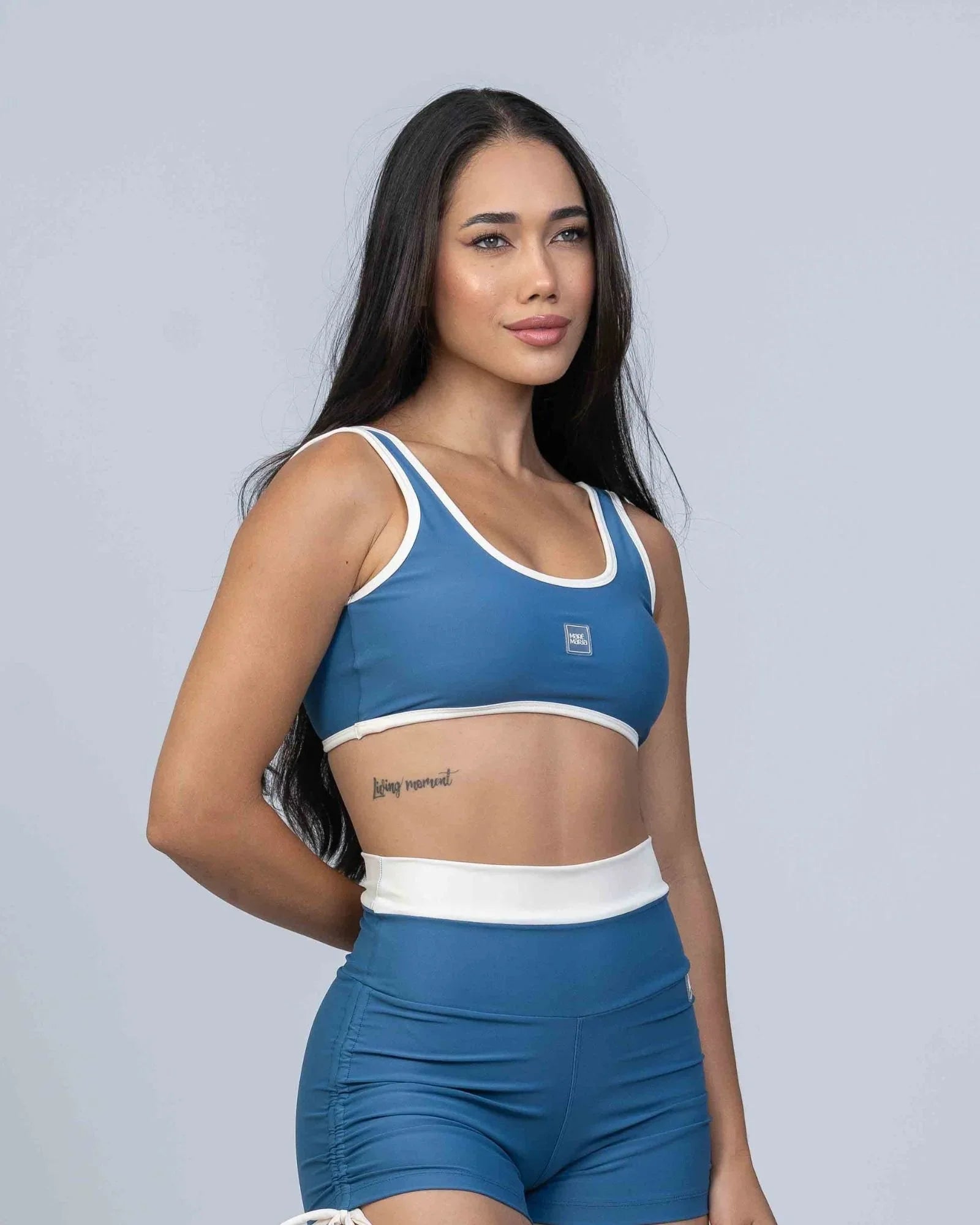 Top Basic Azul Sereia com Viés Off White compressão