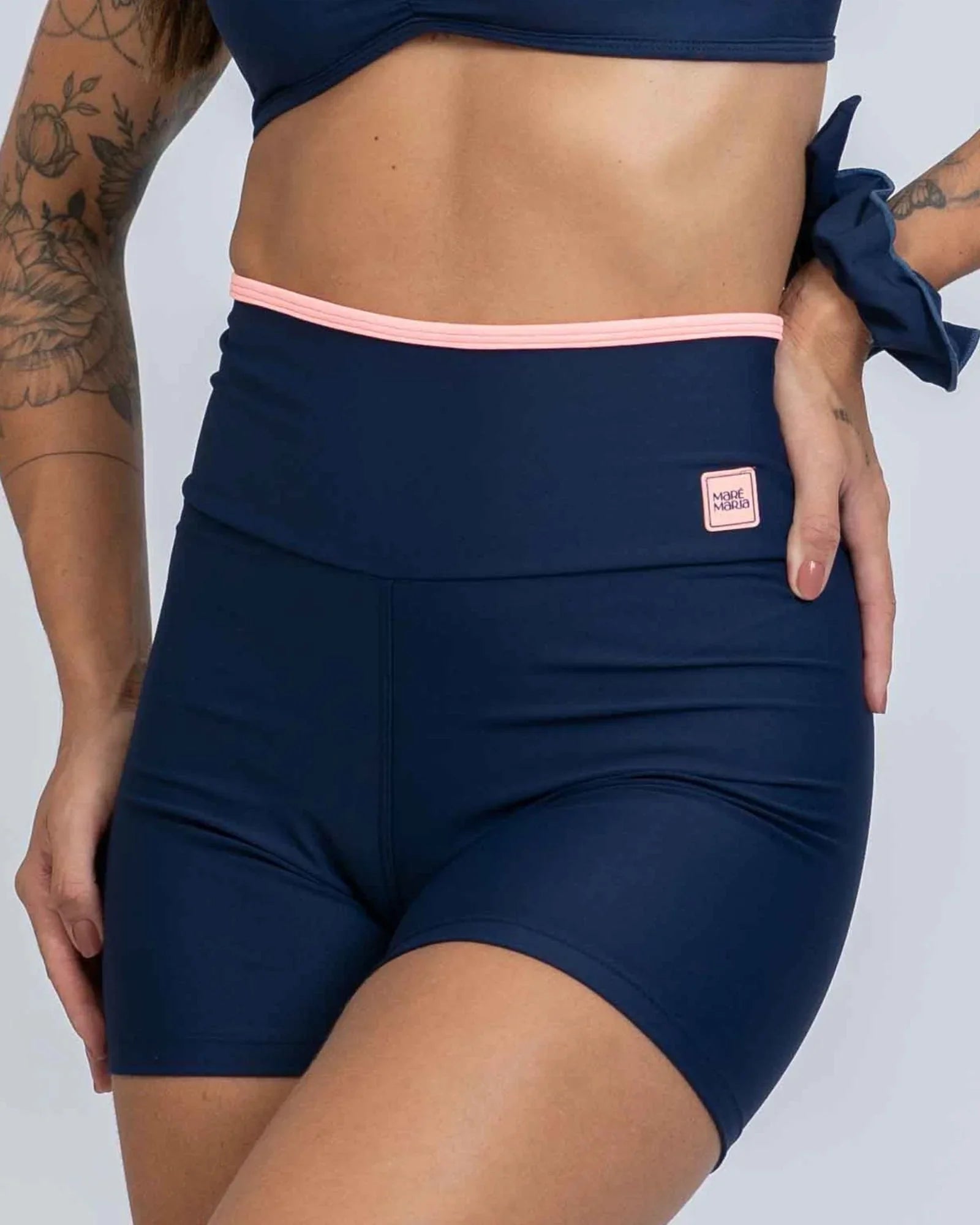 Short Fitness Line Azul Marinho com Coral