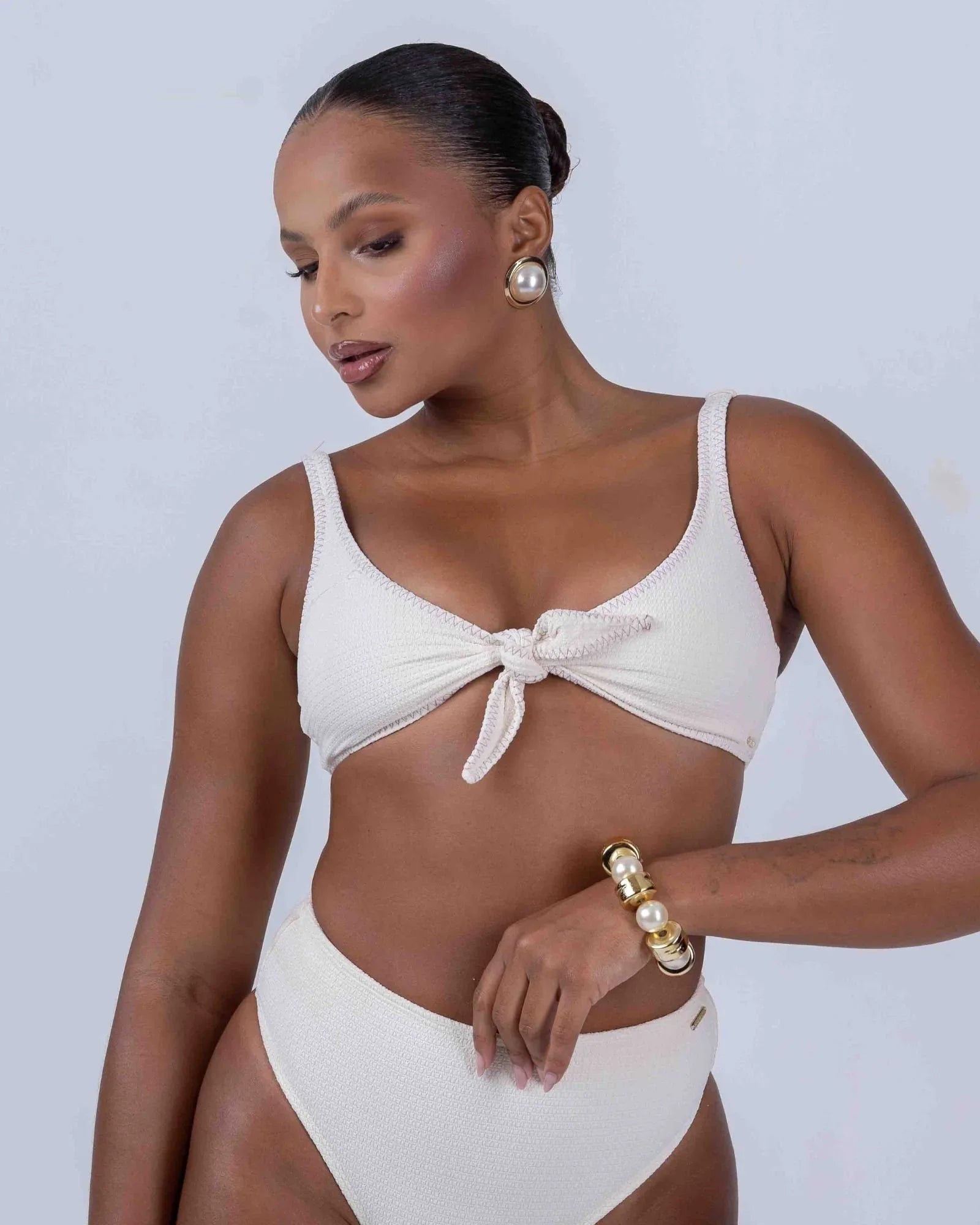 Top de Lacinho Off White