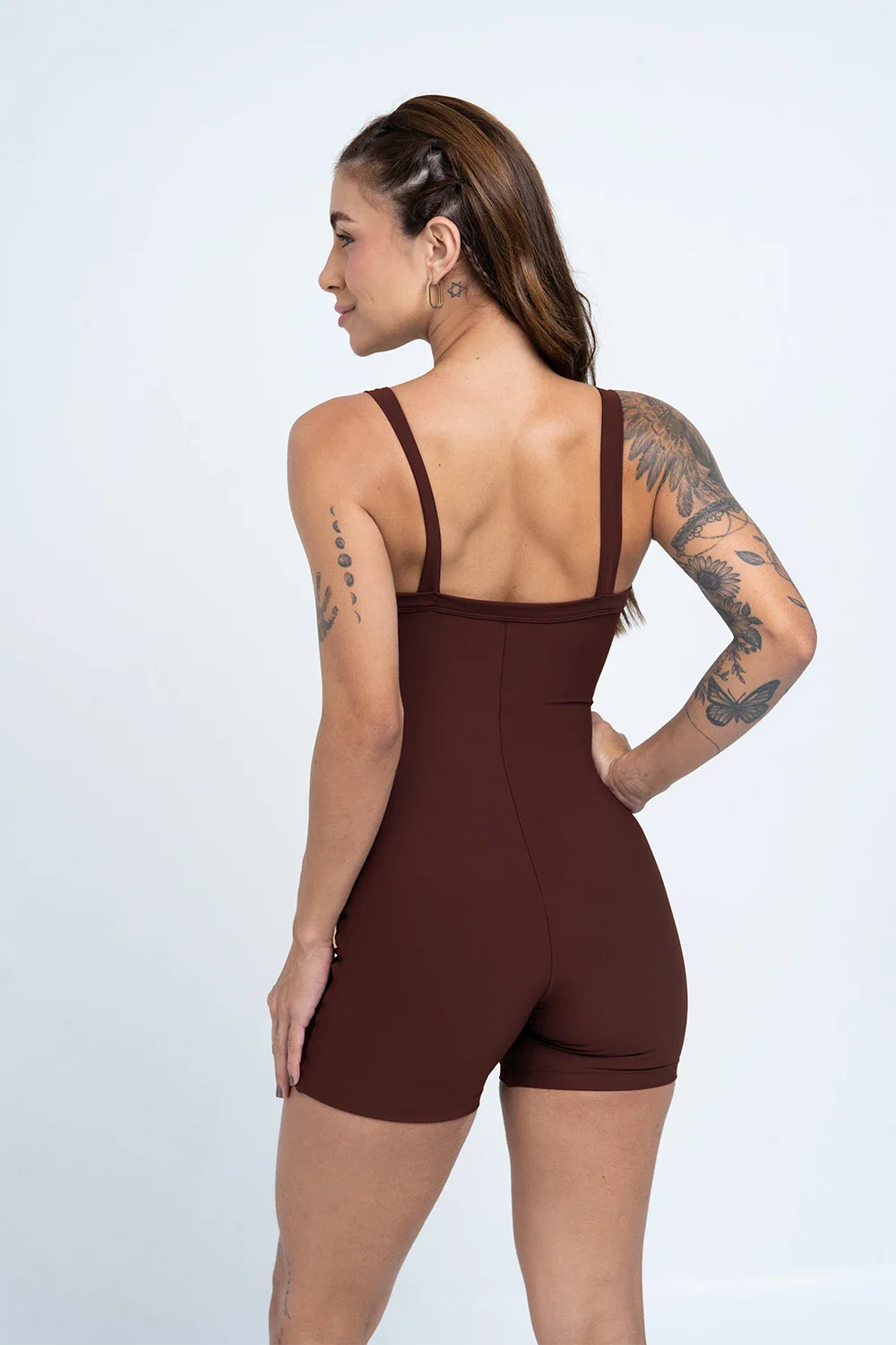 Macaquinho Flow Chocolate Dark com bolso